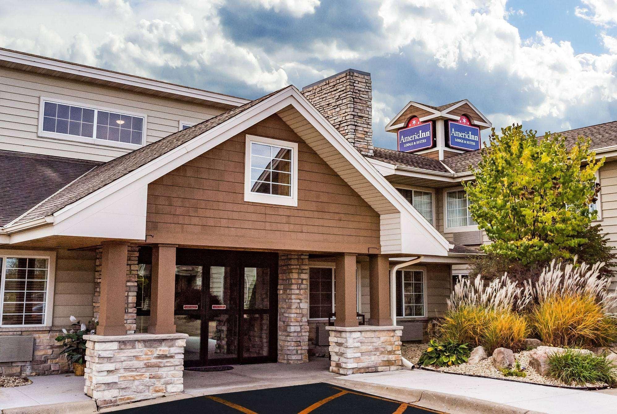Americinn By Wyndham Hotel And Suites Long Lake Extérieur photo