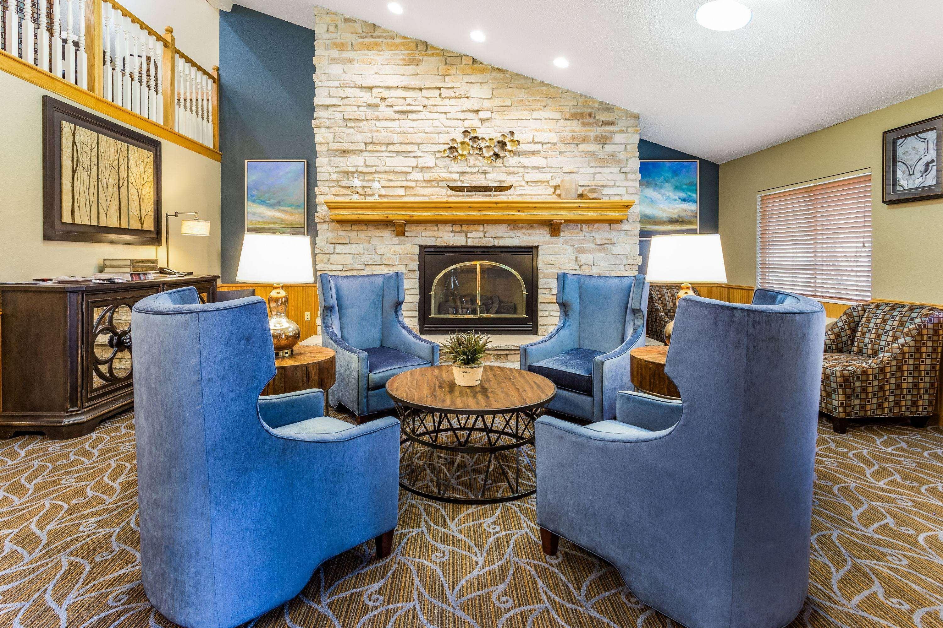 Americinn By Wyndham Hotel And Suites Long Lake Extérieur photo