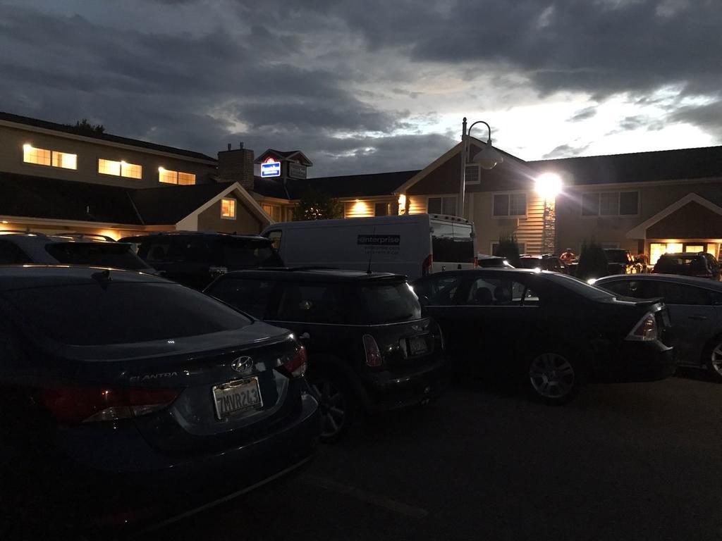 Americinn By Wyndham Hotel And Suites Long Lake Extérieur photo